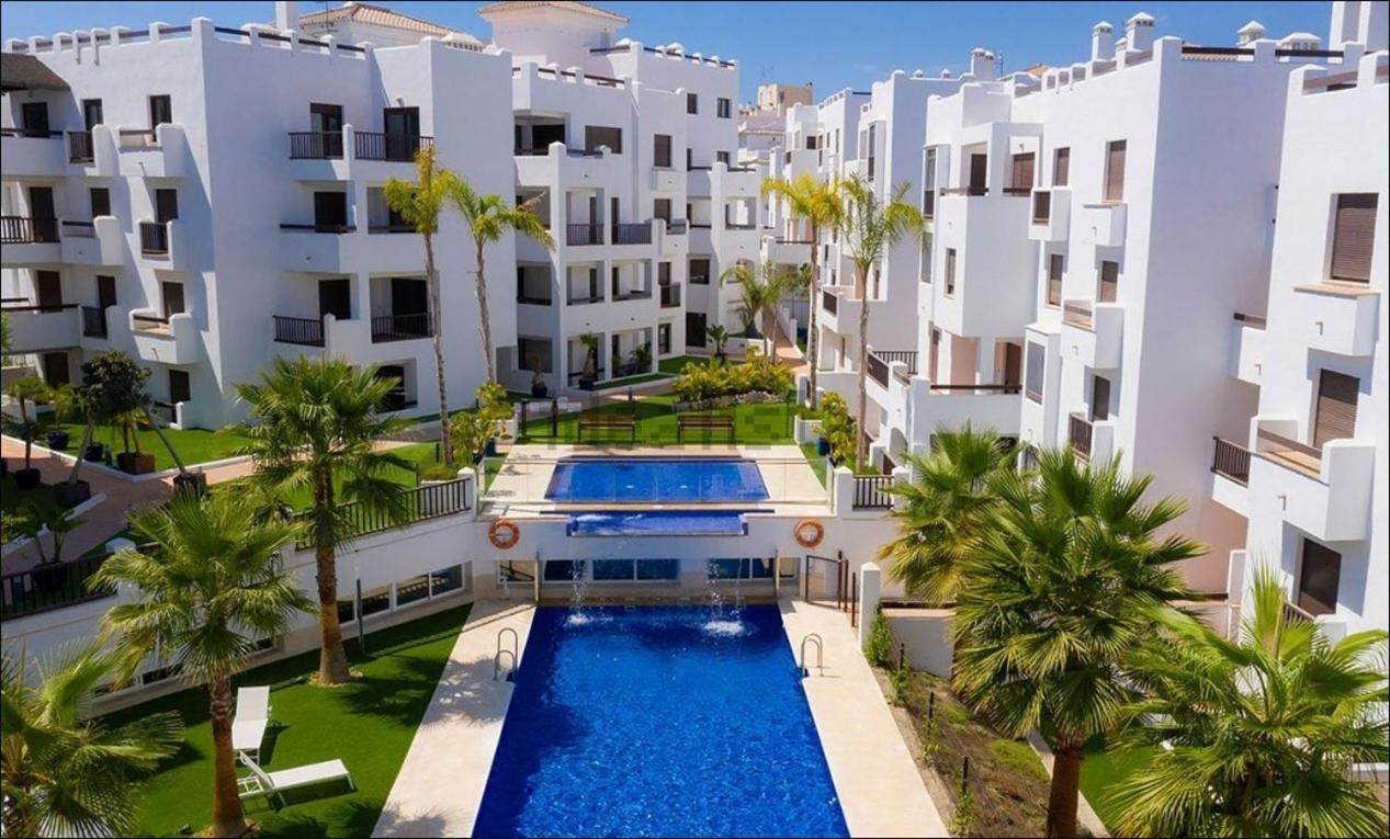 Apartamento En Salobrena Cerca Del Mar - Con Piscina, Gimnasio Y Garaje Exterior foto